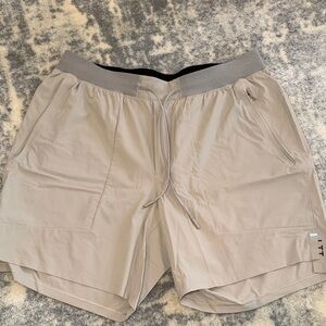 Lululemon 7” Men's Gray Athletic Shorts